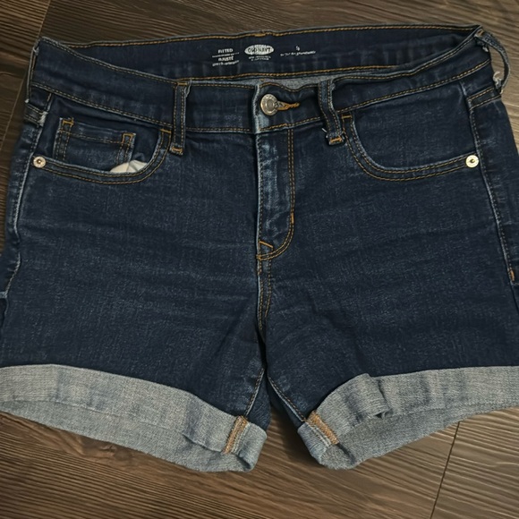 Shorts Size 4 - Picture 1 of 3
